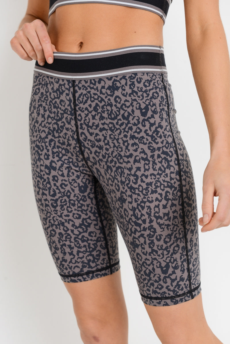 Leopard! Bike Shorts